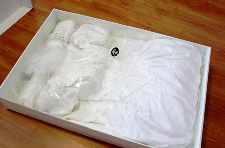Свадебное платье в коробке