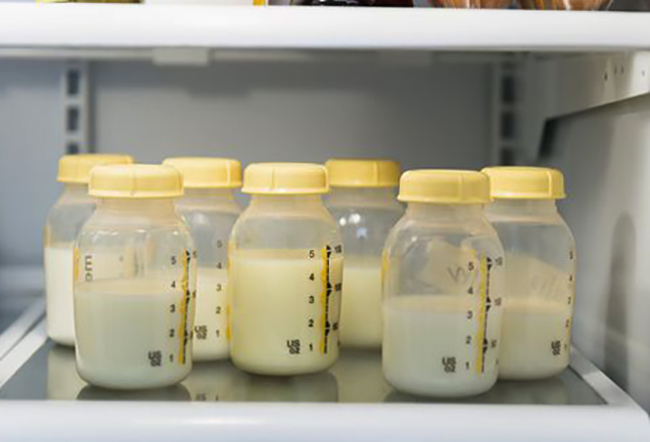 Хранение грудного молока в холодильнике