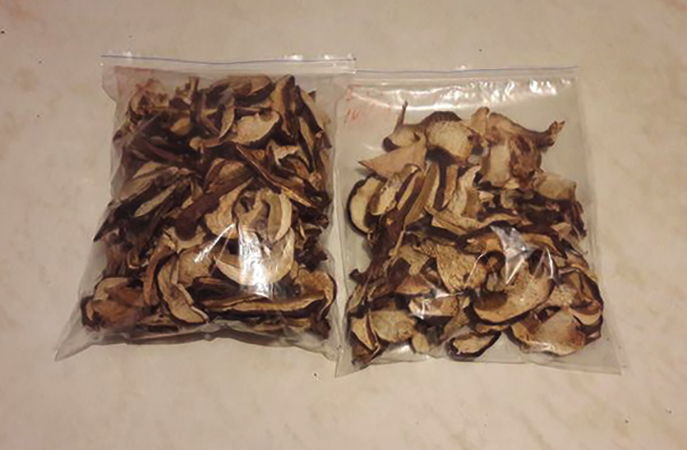 Сушеные грибы в пакетиках