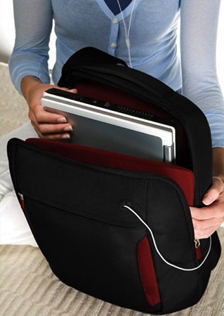 Ноутбук в сумке
